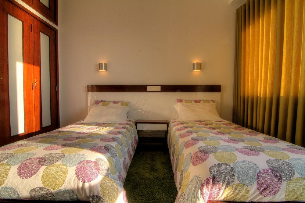 Hotel Teimoso فيغيورا دا فوز المظهر الخارجي الصورة